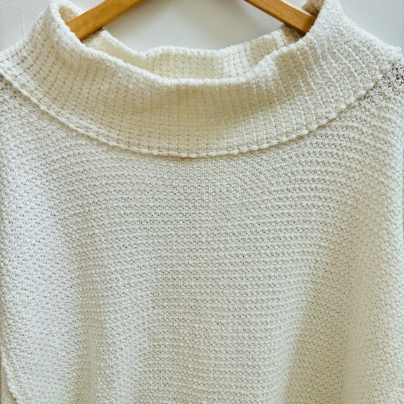 NWT Free People Ivory Turtleneck Sweater Small - Picture 3 of 8